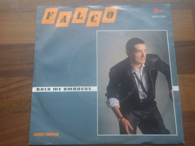 FALCO - ROCK ME AMADEUS 7 " Single ( Hyvä kunto )