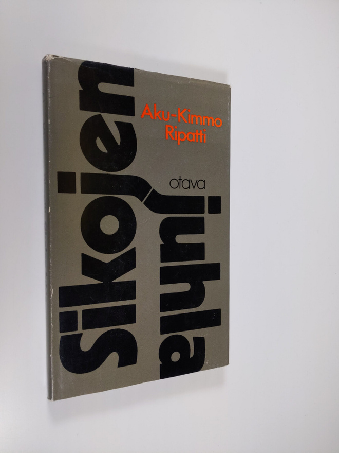 Aku-Kimmo Ripatti : Sikojen juhla