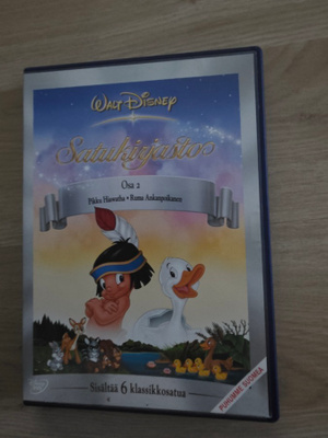 Walt Disneyn satukirjasto osa 2