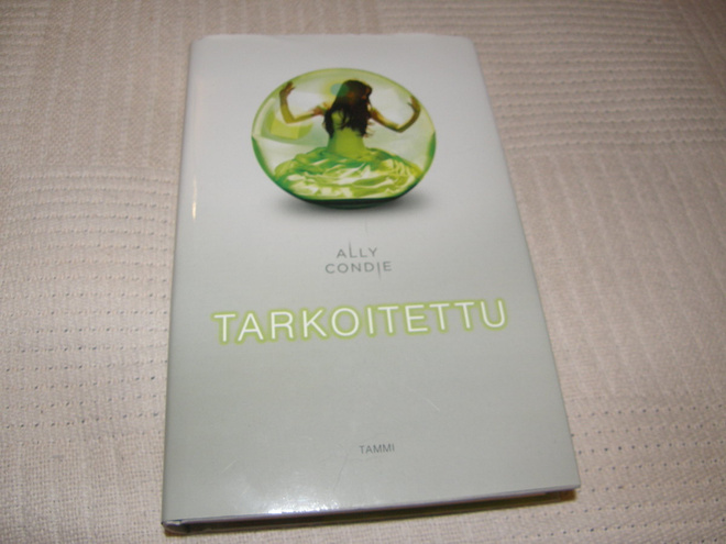 Ally Condie Tarkoitettu  -sid