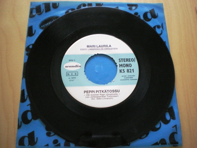 7" Mari Laurila: Peppi Pitkätossu / Peppi Pitkätossun jäähyv