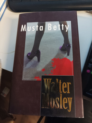 Walter Mosley Musta Betty