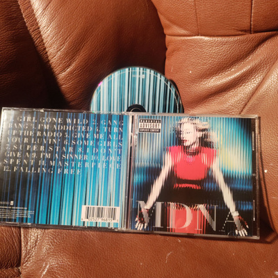 MADONNA -MDAN CD.