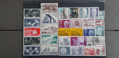 RUOTSI n.1972-1974 postimerkkejä ** 30 kpl