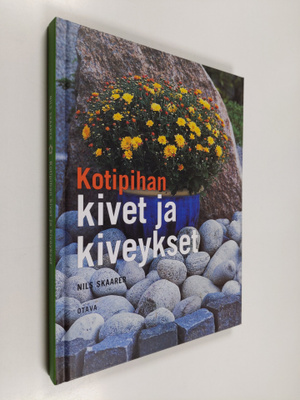 Nils Skaarer : Kotipihan kivet ja kiveykset