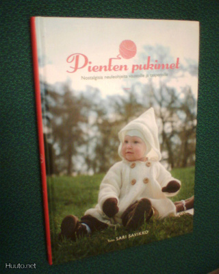 Sari Savikko PIENTEN PUKIMET ( 1 p. 2009 ) Sis.pk:t