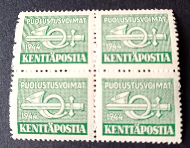 Suomi 4 kenttäpostimerkin arkkipala v. 1944