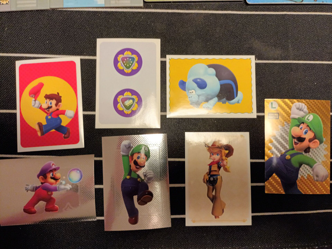 Panini Super Mario -tarrat, 6 kpl + Luigi-kortti