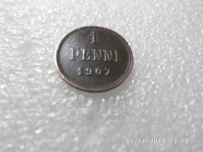 1  penniä 1907   Rahakehyksesså  Hieno  raha. Kl  8