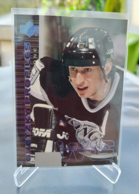 1999-00 Upper Deck Gretzky Profiles Wayne Gretzky #GP4
