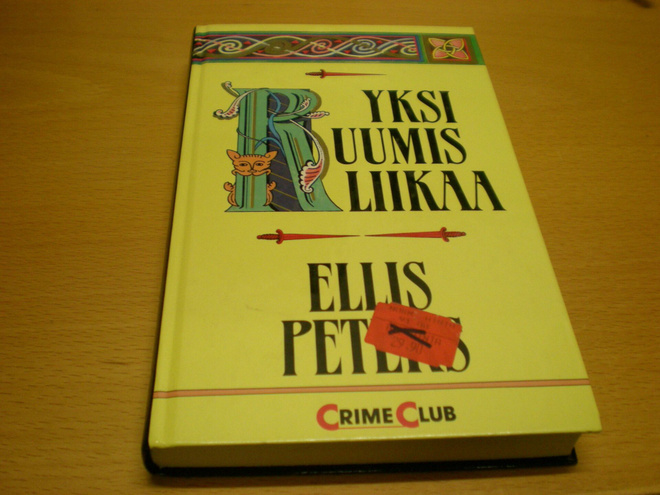 Ellis Peters: Yksi ruumis liikaa