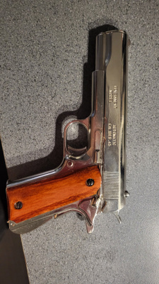 Replika 1911 covernment