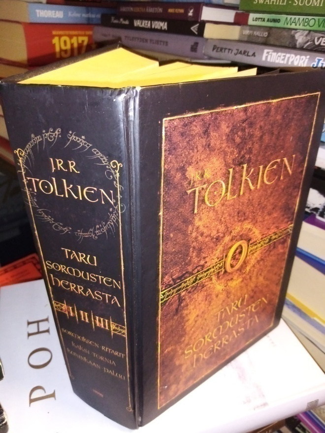 TOLKIEN :  TARU SORMUSTEN HERRASTA I-II-III ( SIS POSTIKULU)