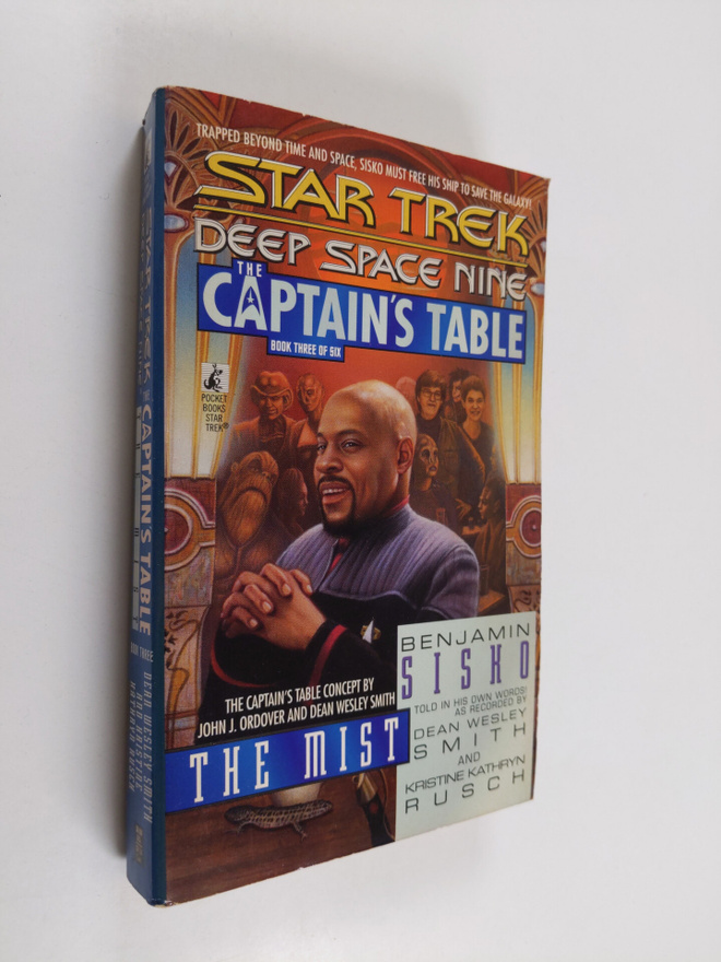 Dean Wesley Smith ym. : The Mist: The Captain's Table Book 3
