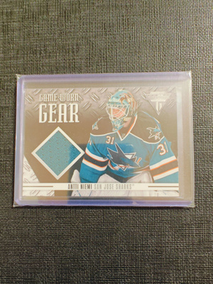 Antti Niemi - 12-13 Titanium Game-Worn Gear
