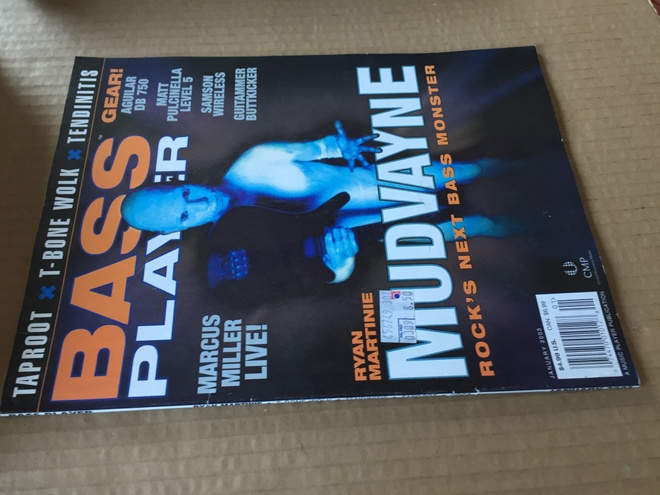 BASS PLAYER MAGAZINE 1/2003 HYVÄ