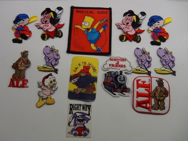 TUPU,PIKKU HIWATHA, BART SIMPSON,BACK TO SCHOOL ym.. 14 kpl