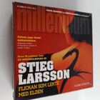 Stieg Larsson : Flickan som lekte med elden - pikkukuva 1