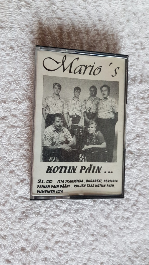 TANSSIORKESTERI MARIO`S - KOTIIN PÄIN... C-KASETTI 1993