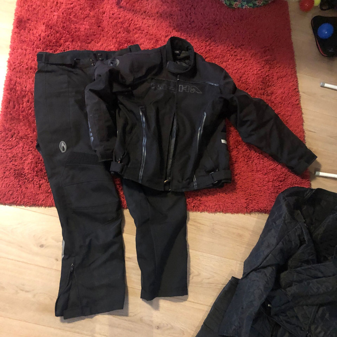 Ajoasu Moottoripyöräpuku takki ja housut Richa XL 2XL