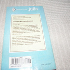 Harlequin Julia 566 Nora Roberts Kun saapuu syys - pikkukuva 2