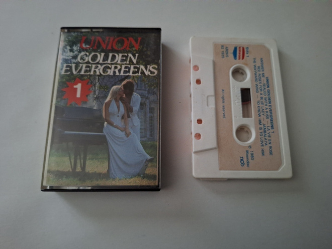 UNION - GOLDEN EVERGREENS 1 c-kasetti
