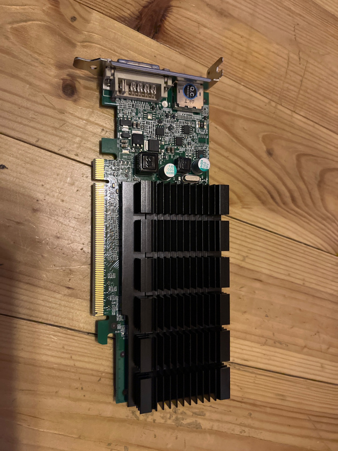 Nvidia GeForce 405 LP 512MB dvi displeyport