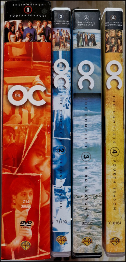 OC - kaudet 1, 2, 3 ja 4 - DVD boxi  (Hyvät)