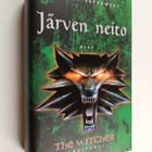 Andrzej Sapkowski : Järven neito - pikkukuva 1