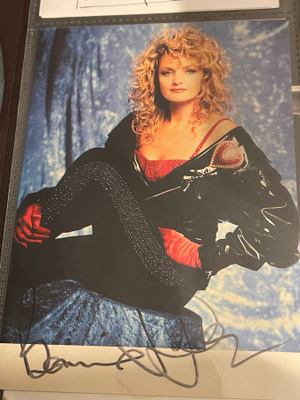 Bonnie Tyler nimikirjoitus postikortissa