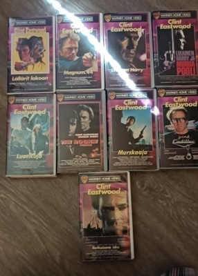 CLINT EASTWOOD  18 kpl Elokuvan Keräilysarja VHS
