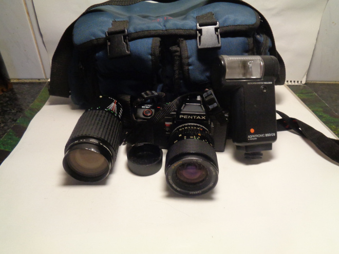 KAMERA PENTAX V A 3  +VARUSTEET