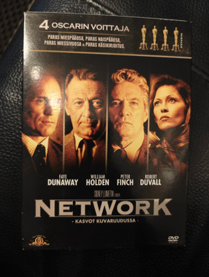 Network - Kasvot Kuvaruudussa (1976) DVD Suomijulkaisu