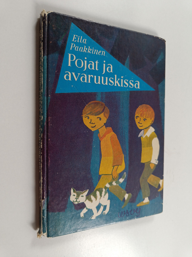 Eila Paakkinen : Pojat ja avaruuskissa : satuseikkailu