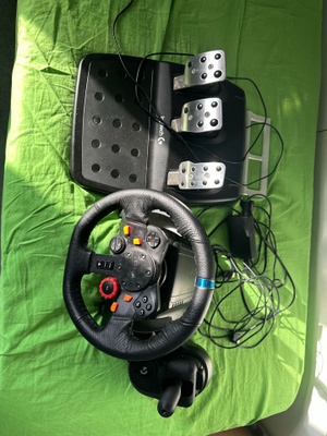 Logitech G29 + Vaihdekeppi