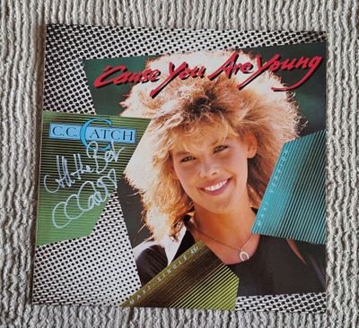 C.C.Catch - 'Cause You Are Young nimikirjoitus