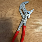 Myydään säädettävät Knipex pihdit 0-40mm - pikkukuva 1