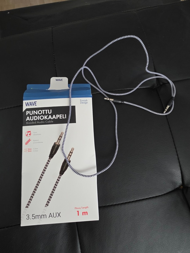 Punottu audiokaapeli 1 m (3,5 mm Aux)