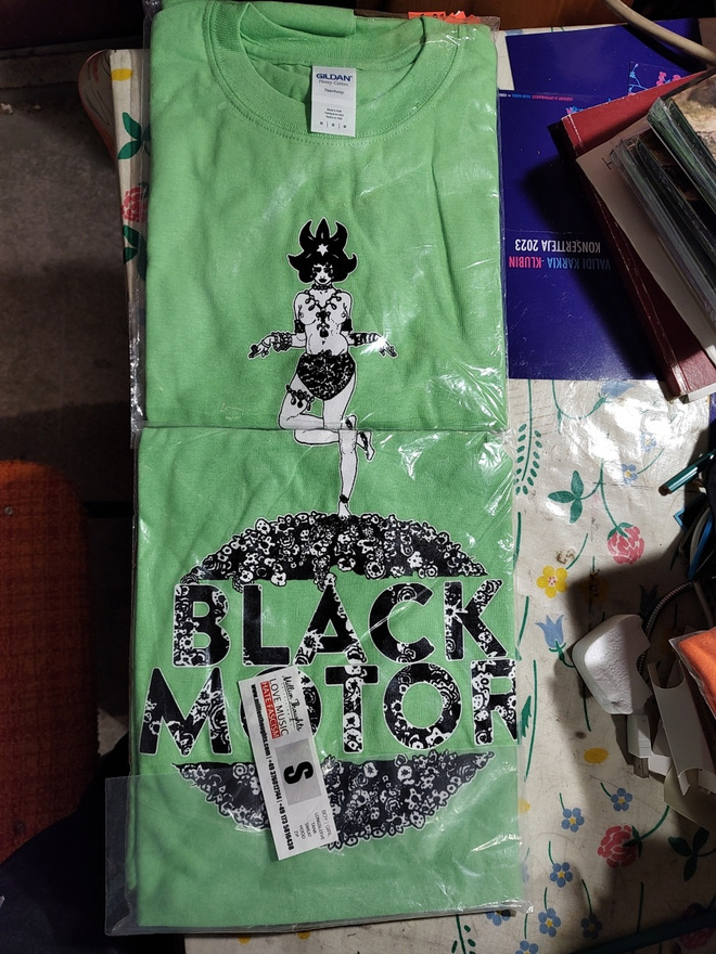 Black Motor -yhtyeen t-paita