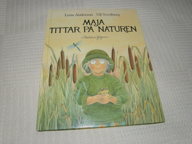 Anderson - Svedberg Maja tittar på naturen