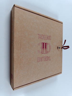 Savonlinnan taidelukio 1967-1997 : Taidelukio 30 : Taikka...
