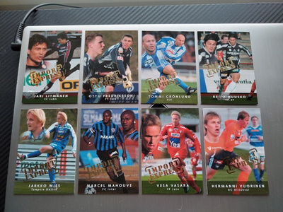 Veikkausliiga Cardset 2004 keräilykortteja