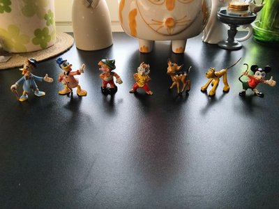 Disney figuuri x 7 kpl