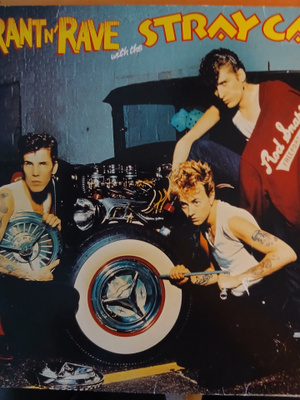 a Stray Cats : Rant n´ Rave.