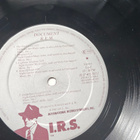 R.E.M document - pikkukuva 2