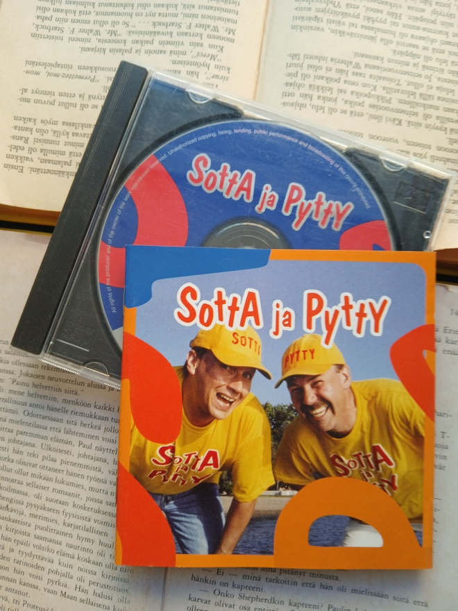 Sotta ja Pytty - s/t (CD)