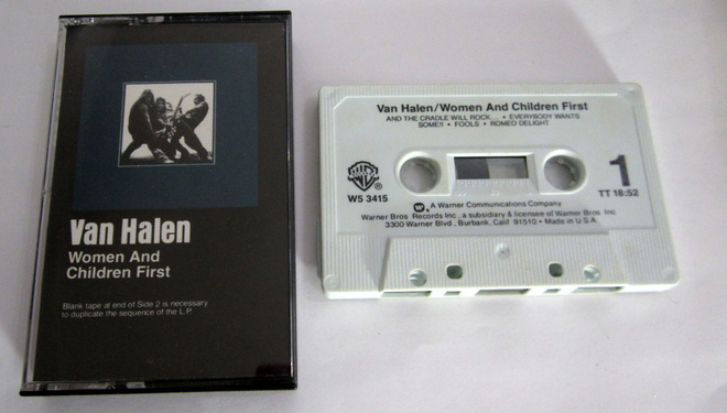 VAN HALEN Women and Children First C-KASETTI