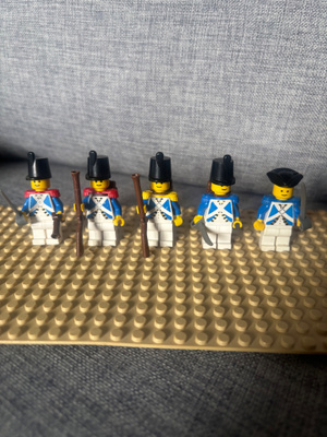 Lego Pirates sotilaita