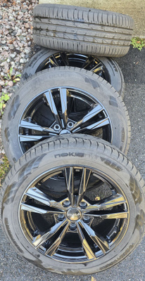 Image Dynamic 7x16 5x112 + Nokian Hakka Blue 3 205/55 R16