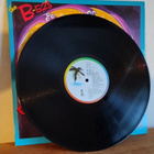 The B-52's – Bouncing Off The Satellites LP - pikkukuva 3
